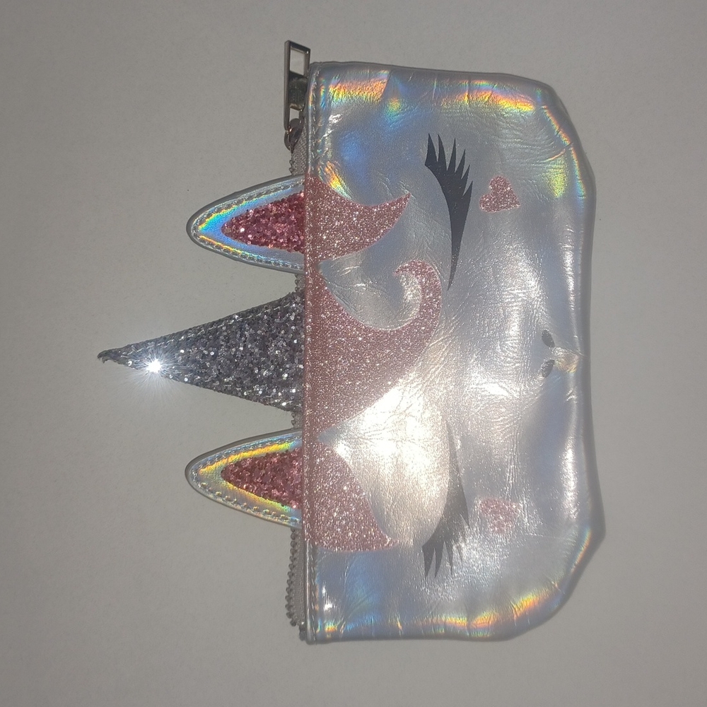 Unicorn cosmetic bag Iridescent sparkly unicorn cosmetic bag pencil bag Girlie - Picture 16 of 16